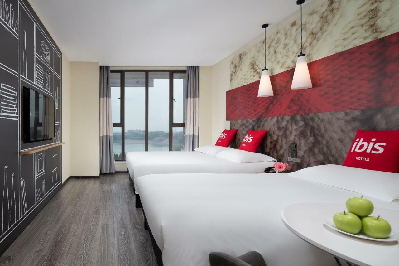 Ibis Hotel Emeishan Buitenkant foto